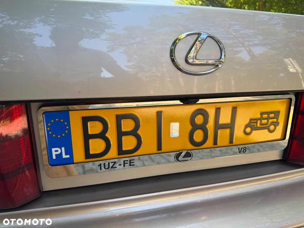 Lexus LS - 9