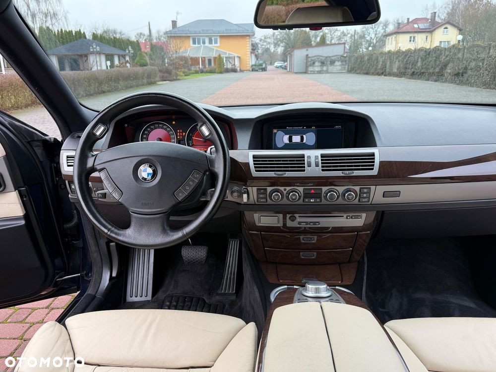BMW Seria 7 730d - 26