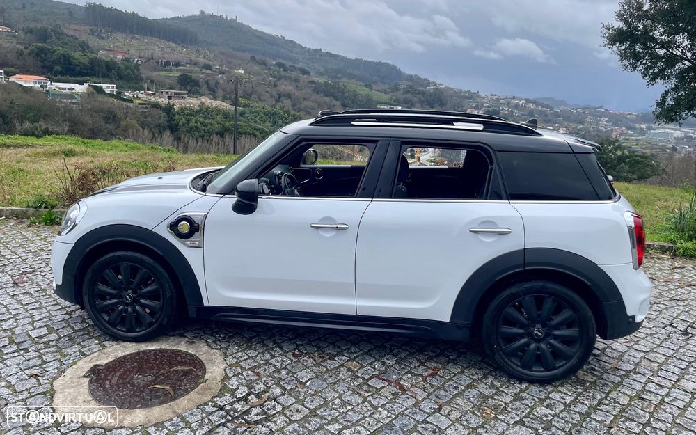 MINI Countryman Cooper SE ALL4 Auto - 7