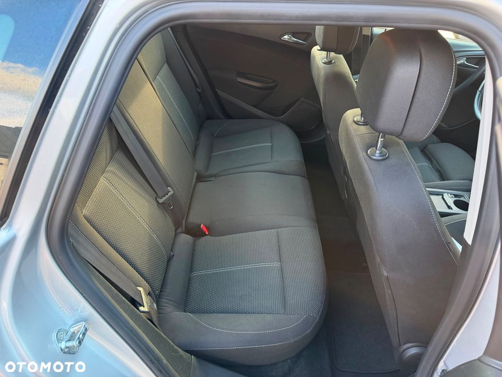 Opel Astra - 25