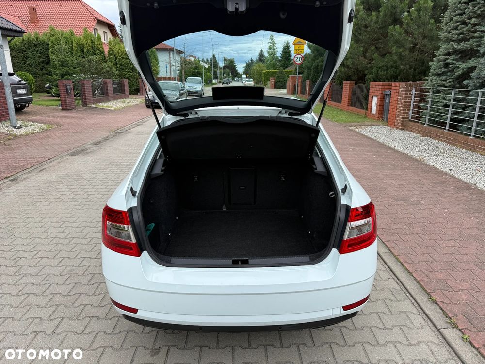 Skoda Octavia 2.0 TDI Style - 24