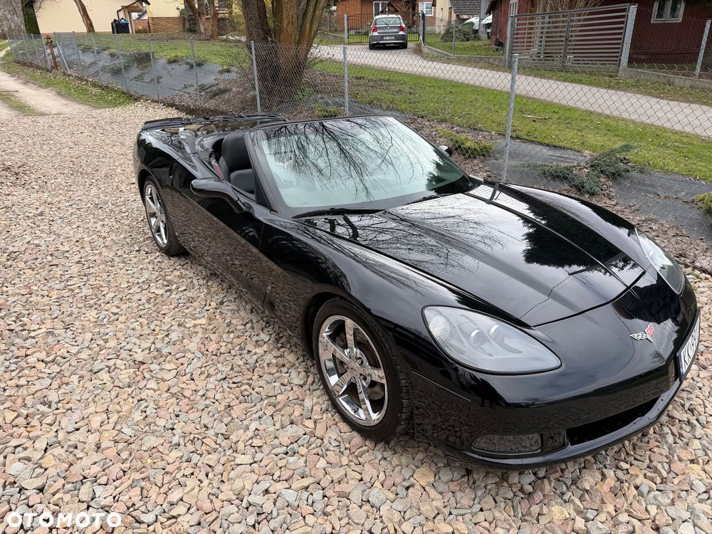 Chevrolet Corvette - 16