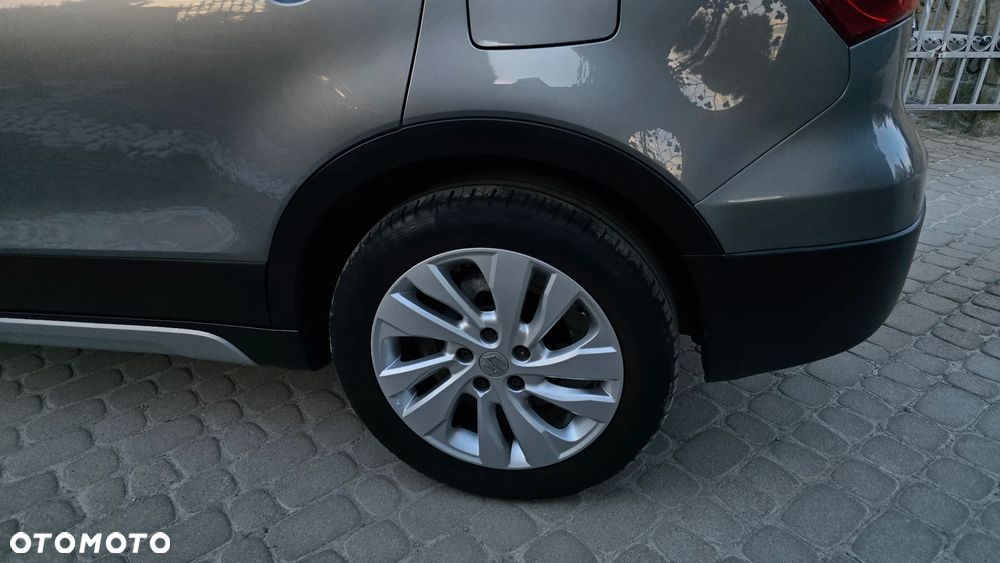 Suzuki SX4 S-Cross 1.4 T Elegance - 29