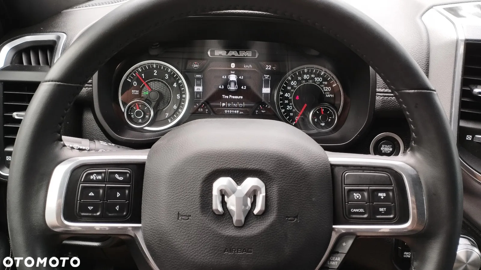 RAM 2500 - 13