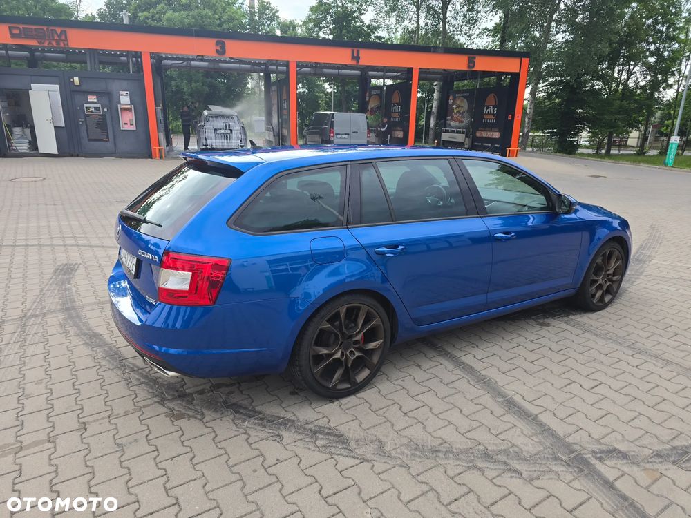 Skoda Octavia 2.0 TDI RS DSG - 5