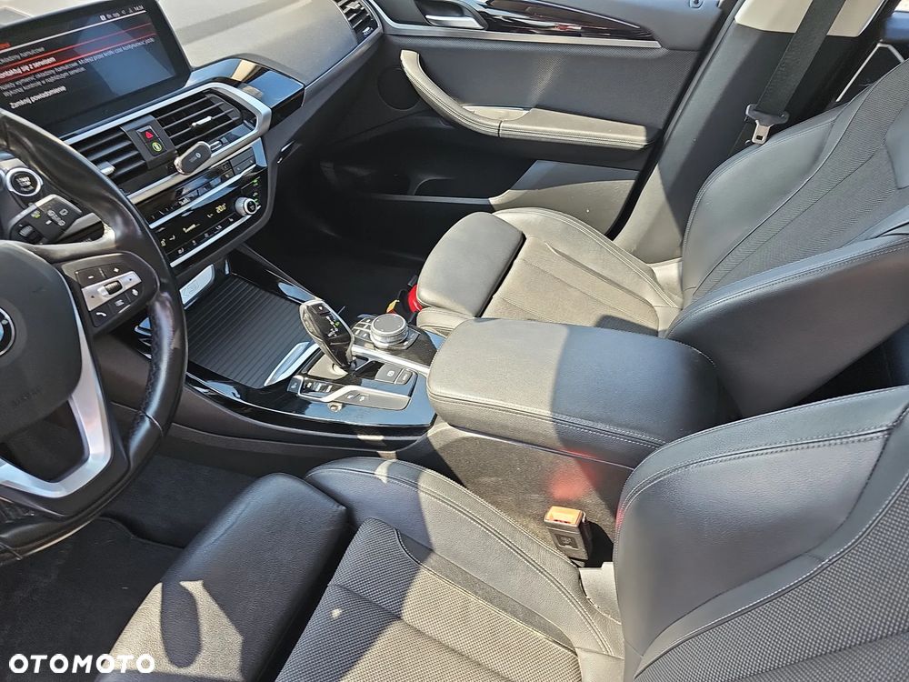 BMW X3 xDrive20i GPF xLine - 16