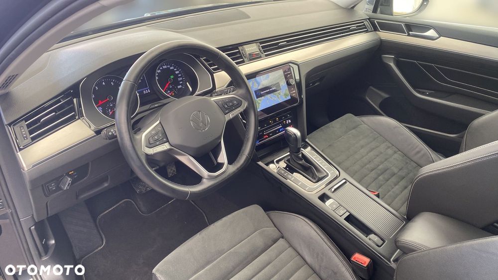 Volkswagen Passat - 10