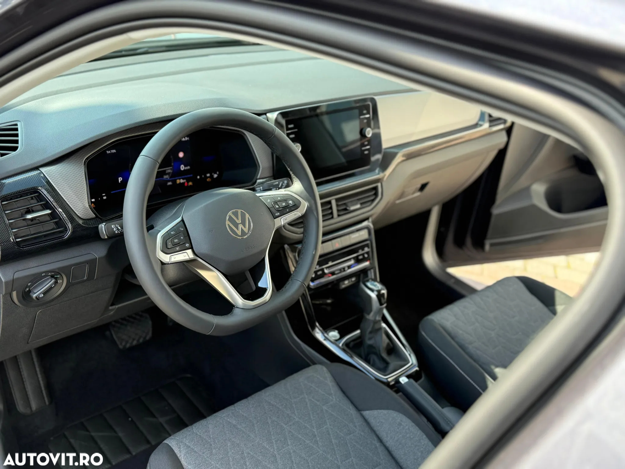 Volkswagen T-Cross 1.5 TSI DSG Life - 6