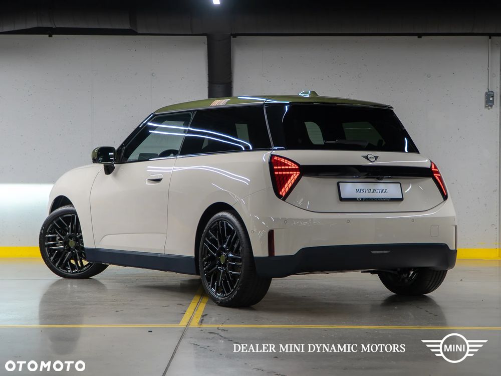 MINI Cooper E Paul Smith Edition Trim - 7