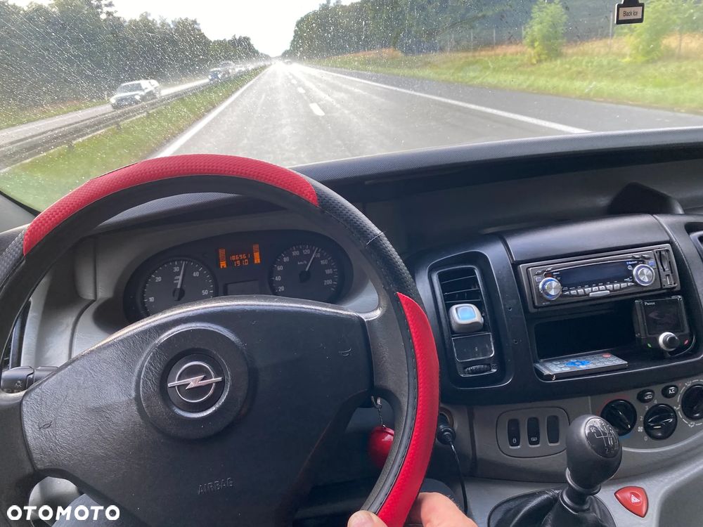 Opel Vivaro - 28