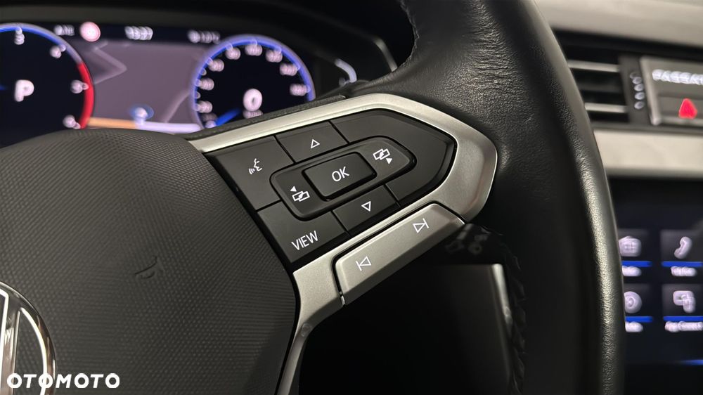 Volkswagen Passat Variant 2.0 TDI EVO Business DSG - 26