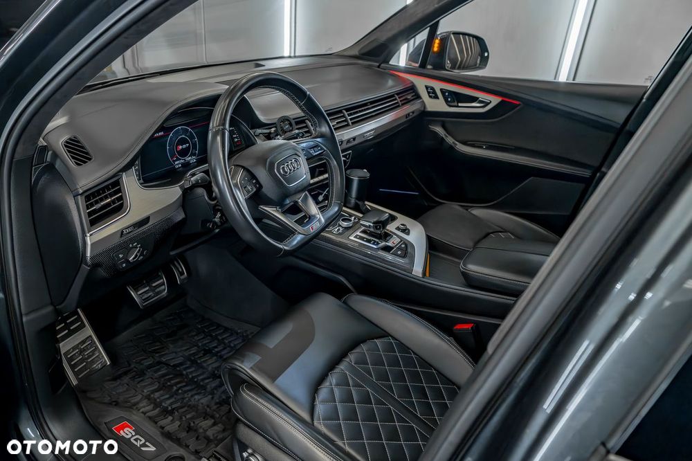 Audi SQ7 - 9