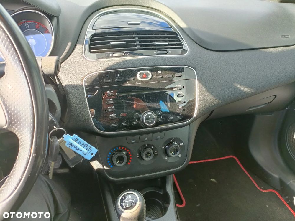 Fiat Grande Punto - 5