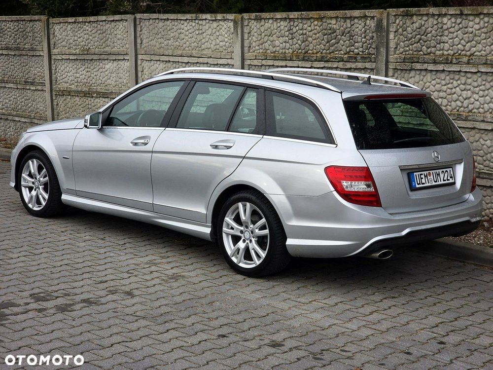 Mercedes-Benz Klasa C 180 T Edition - 6