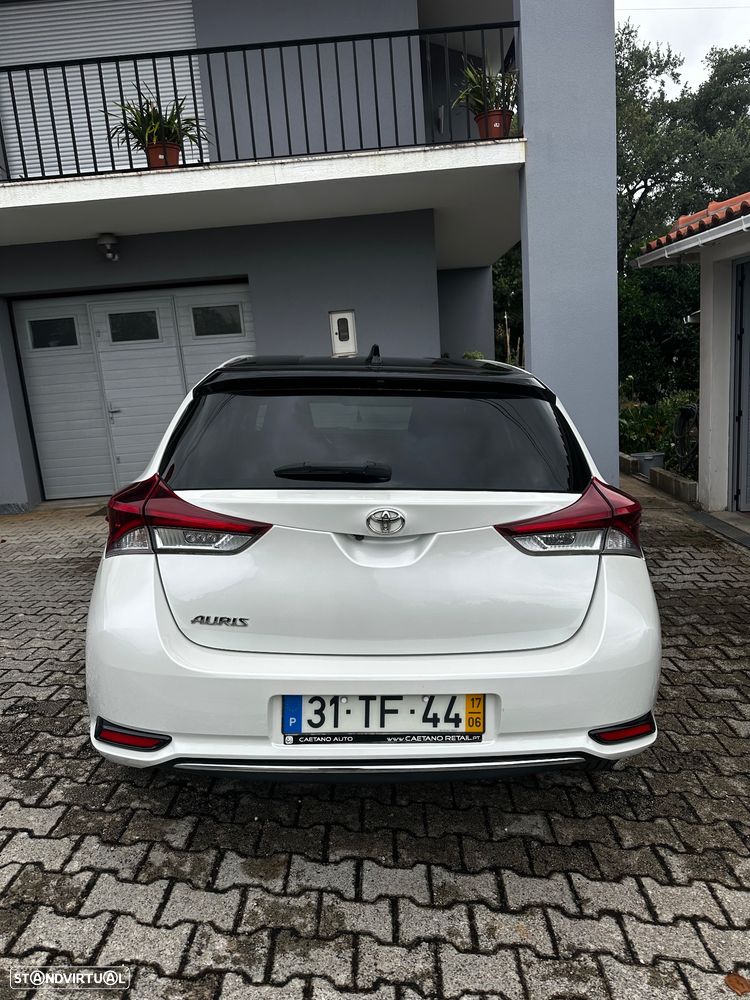Toyota Auris 1.4 D-4D Comfort+Pack Techno - 11