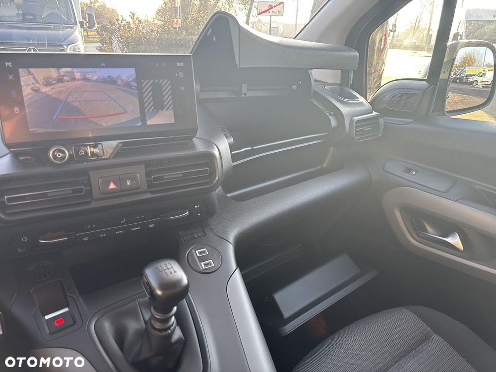 Toyota Proace City Verso 1.5 D-4D Family - 25