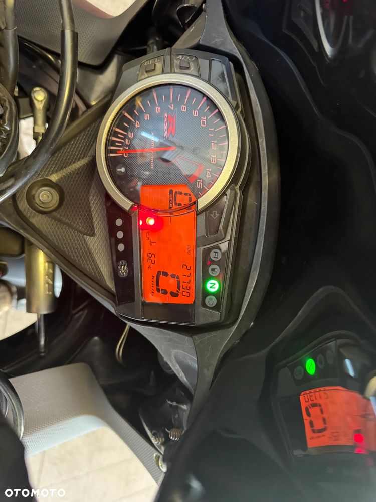 Suzuki GSX-R - 5