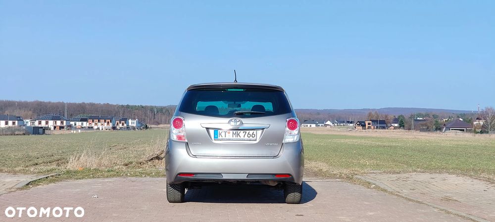 Toyota Verso 2.0 D-4D 5-Sitzer Executive - 7