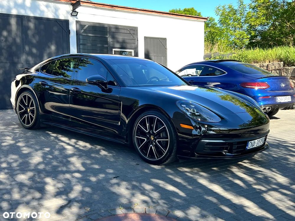 Porsche Panamera 4 - 1