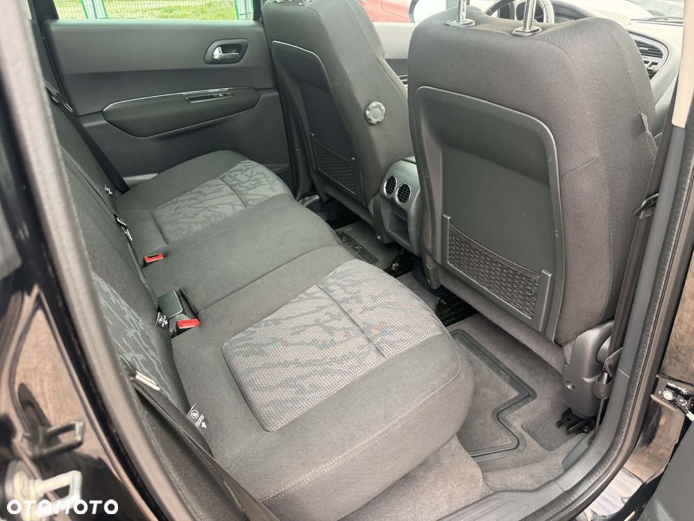 Peugeot 3008 - 27