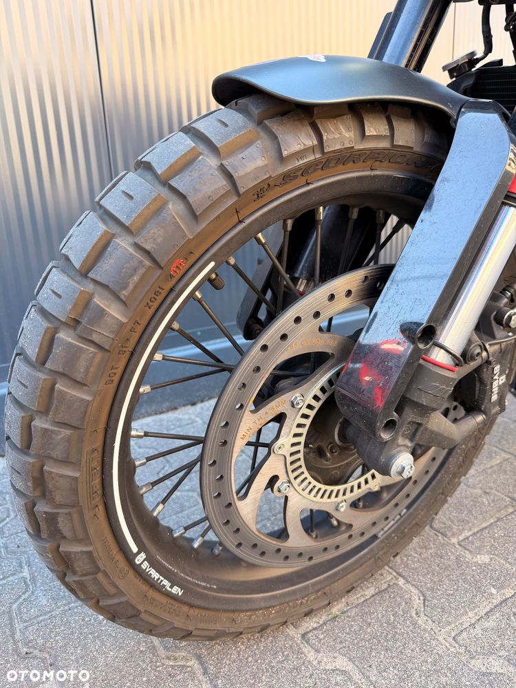 Husqvarna Svartpilen - 13