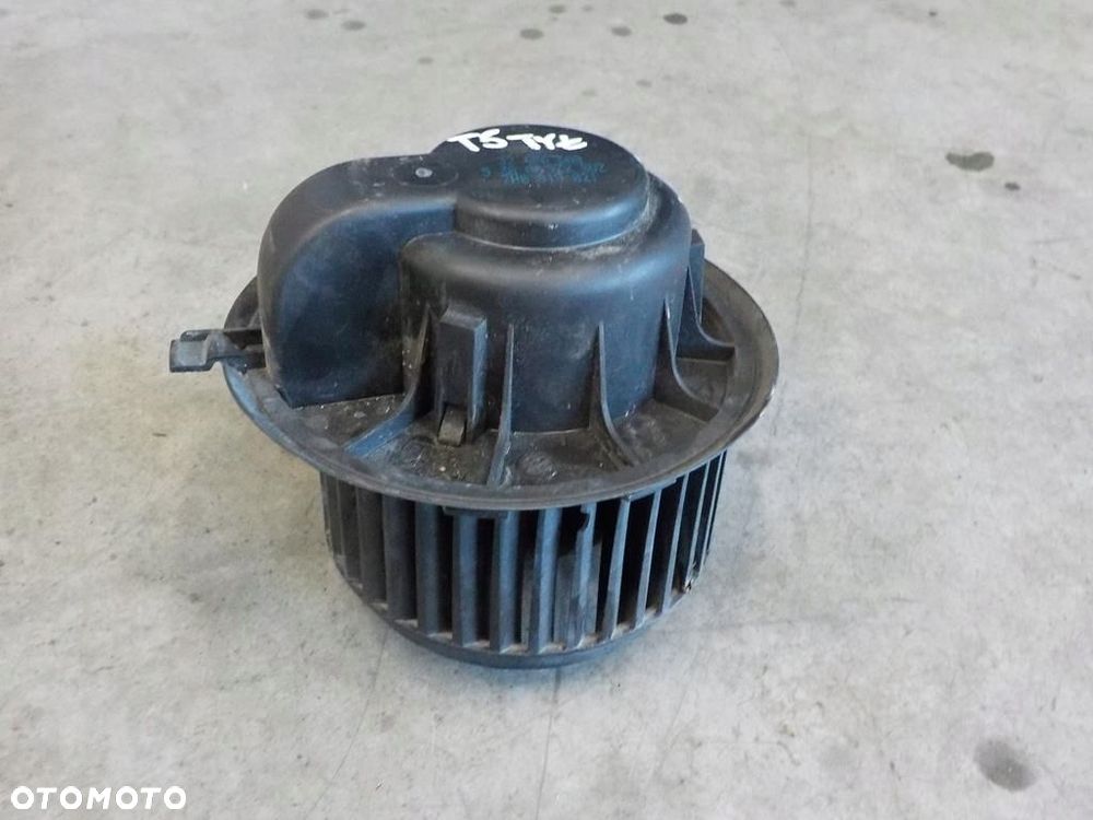 VW T5 WENTYLATOR WIATRAK NAGRZEWNICY TYŁ TYLNY - 2