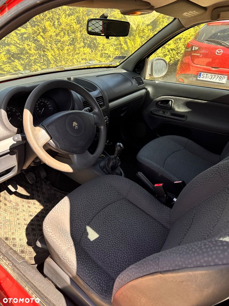 Renault Clio 1.2 Access - 11