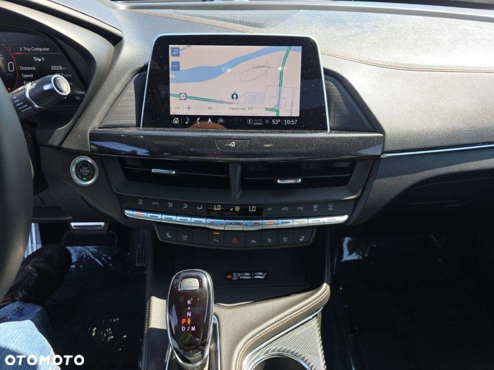 Cadillac CT4 - 10