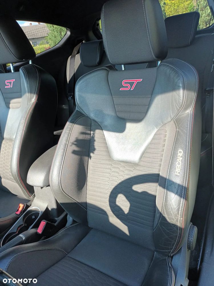 Ford Fiesta ST200 - 11