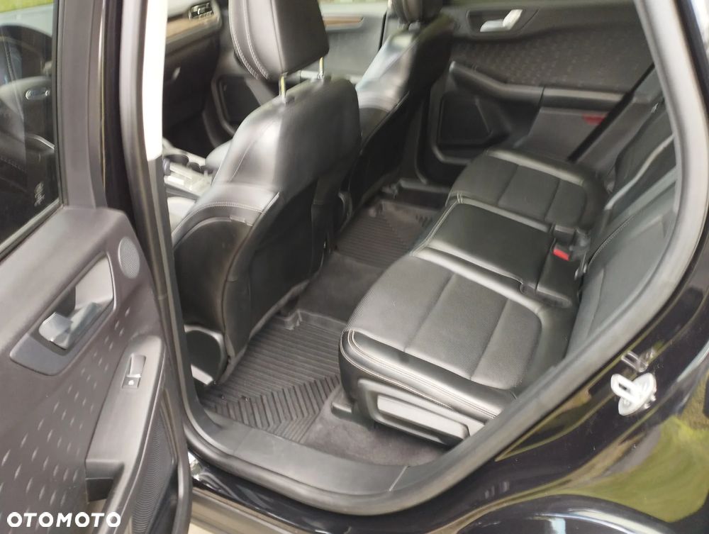 Ford Escape 2.0 EcoBoost AWD Titanium - 21