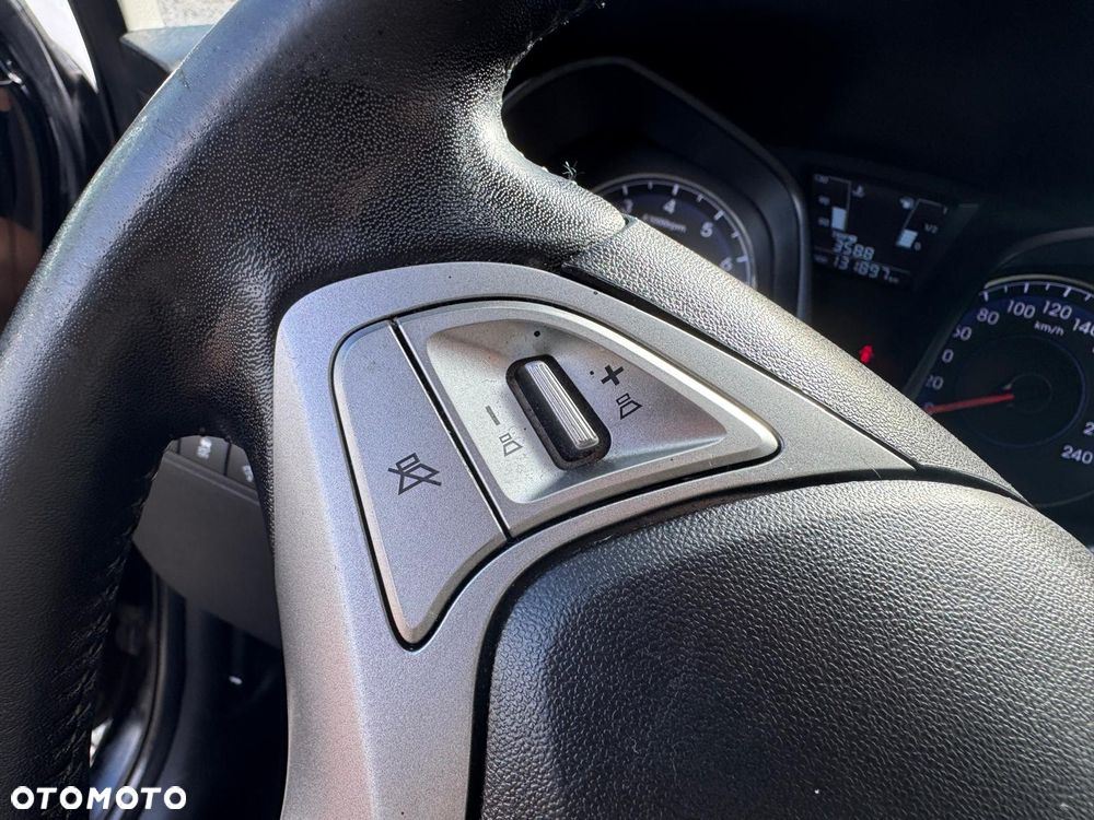 Hyundai ix20 - 38