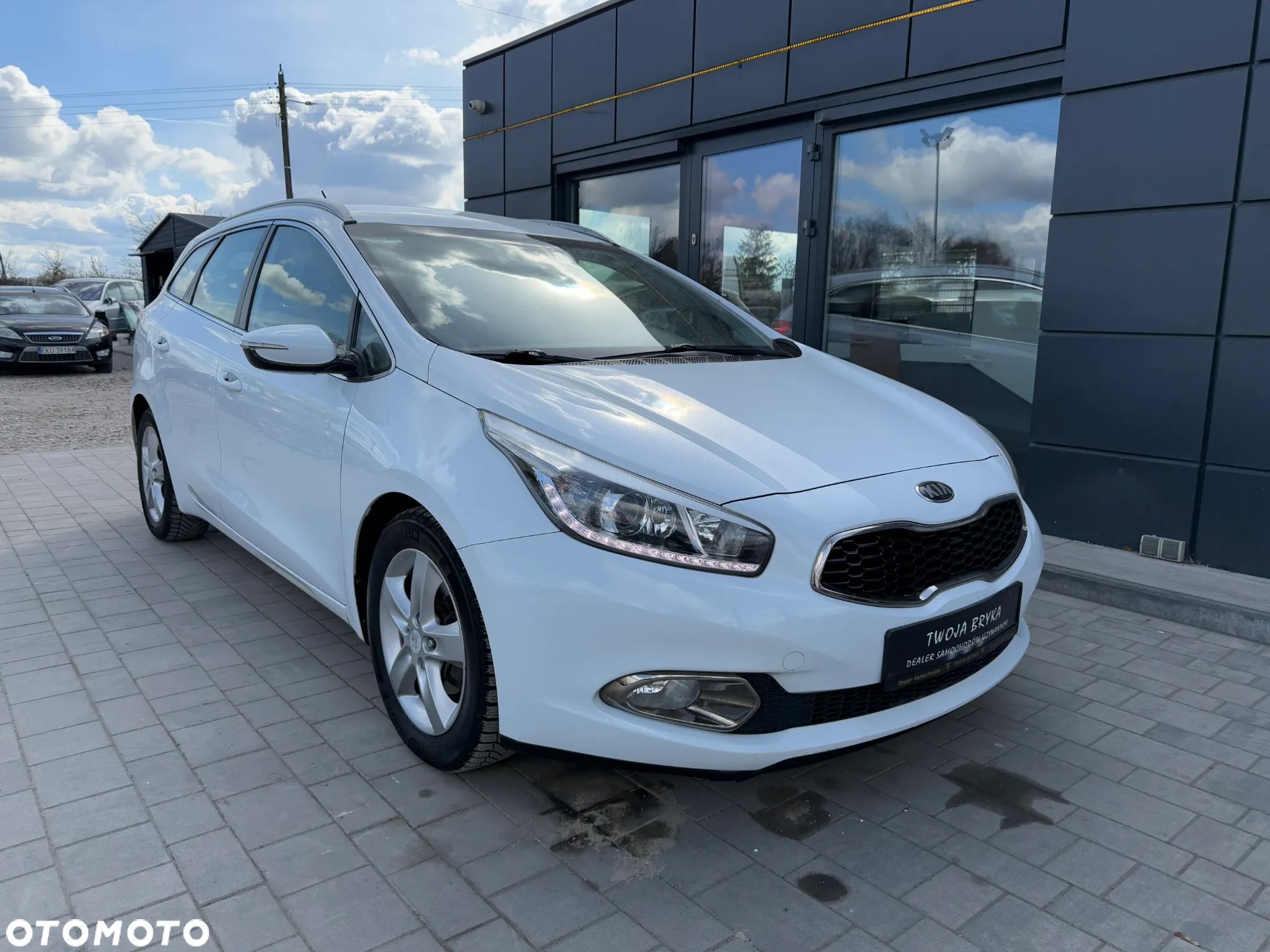Kia Ceed 1.6 GDI ISG Spirit - 1