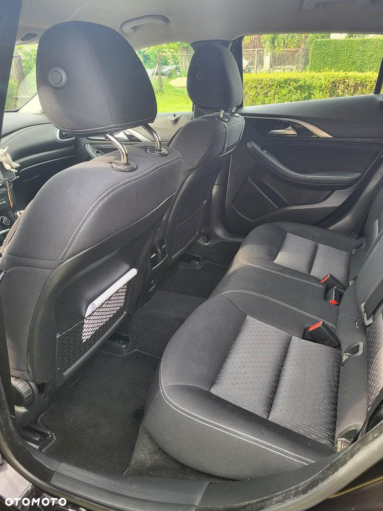 Infiniti Q30 1.5d - 6
