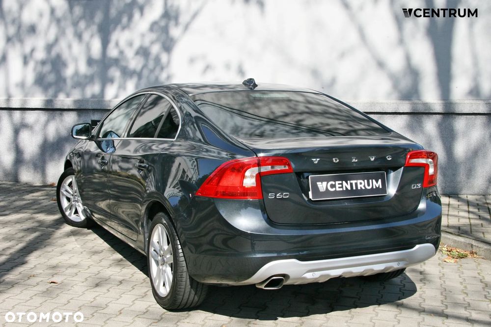 Volvo S60 D3 Summum - 5