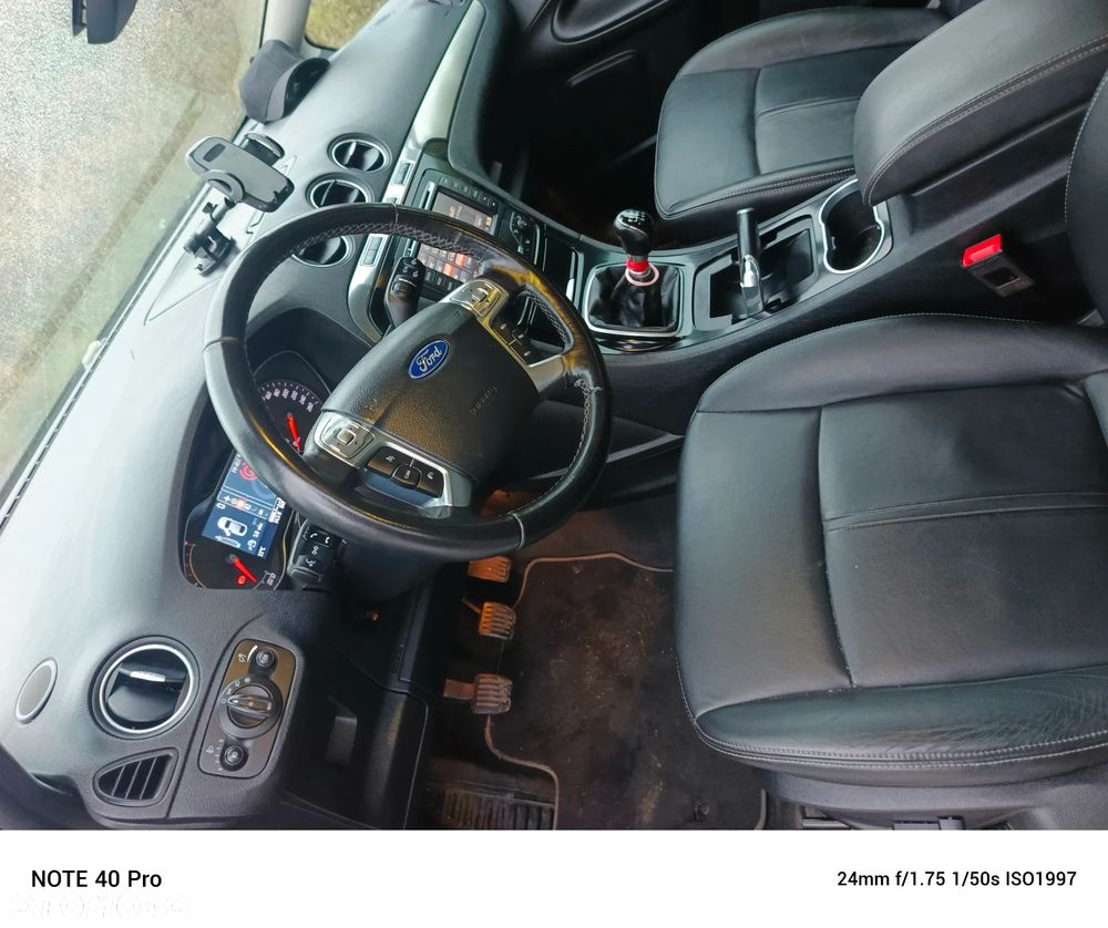 Ford S-Max 1.6 TDCi DPF Titanium - 17