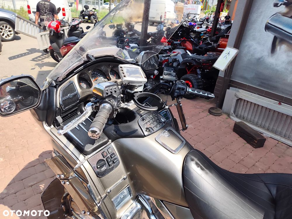 Honda GL - 5