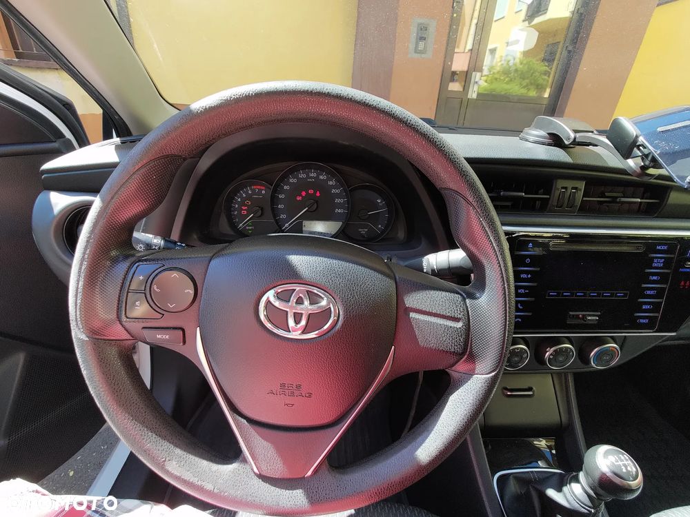 Toyota Corolla 1.6 Active - 4