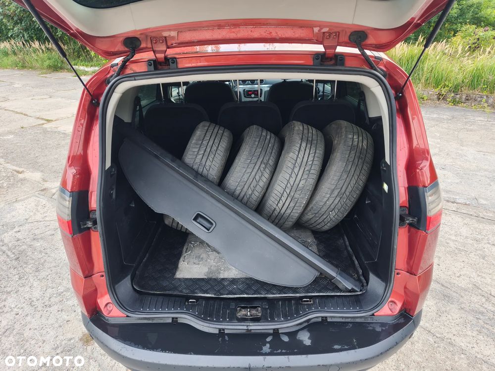 Ford S-Max - 19