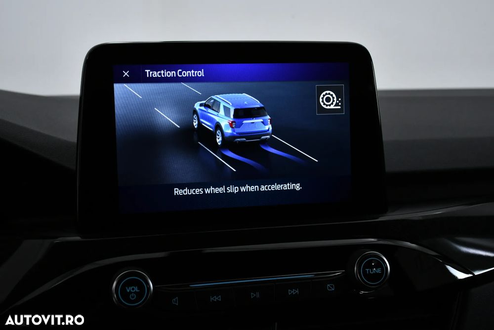 Ford Kuga 2.5 Duratec FHEV ST-LINE - 28