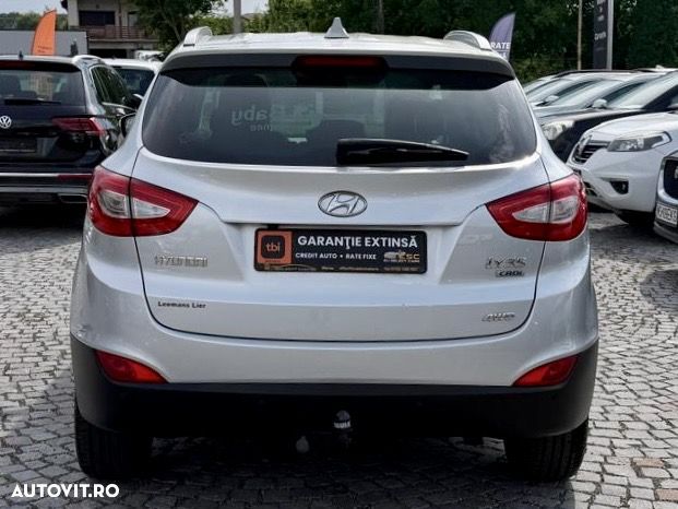 Hyundai ix35 2.0 CRDI 4WD Automatik Style - 27