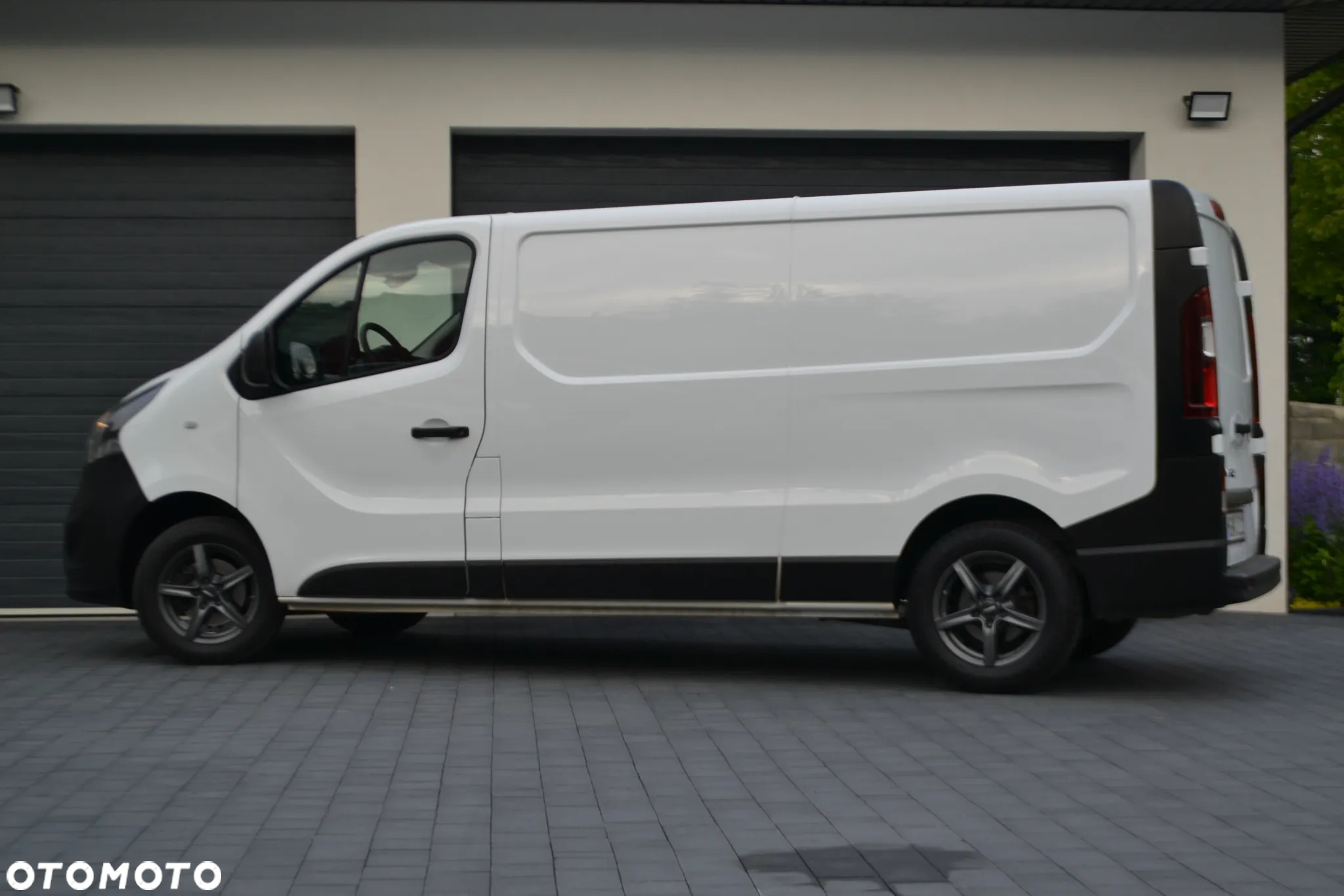 Renault TRAFIC LONG - 23