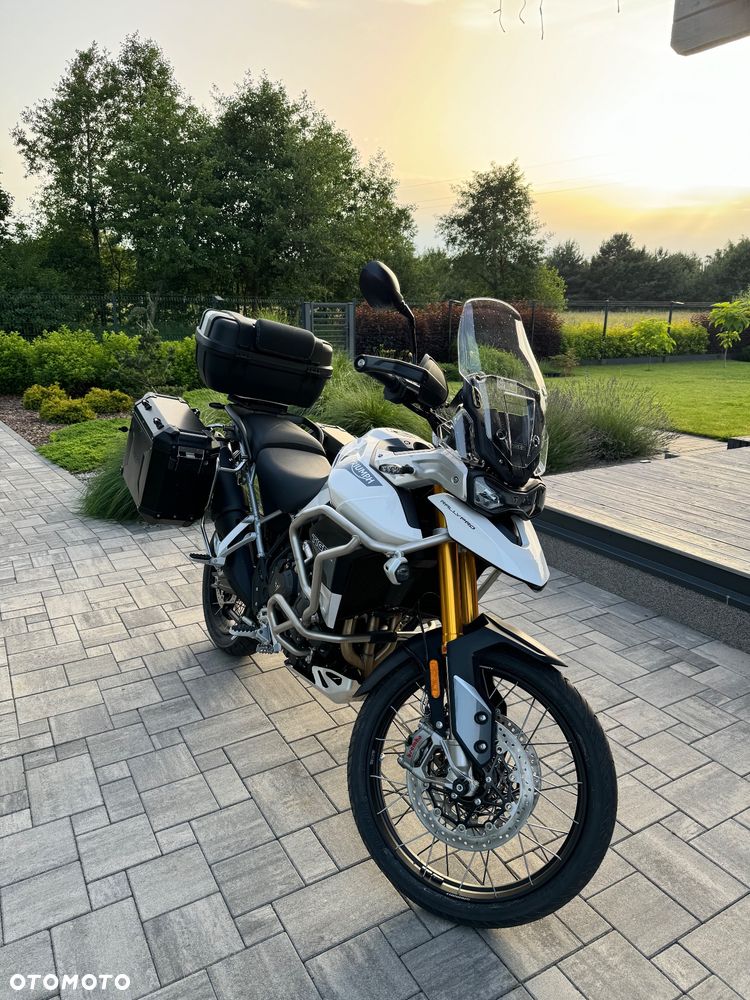 Triumph Tiger - 9
