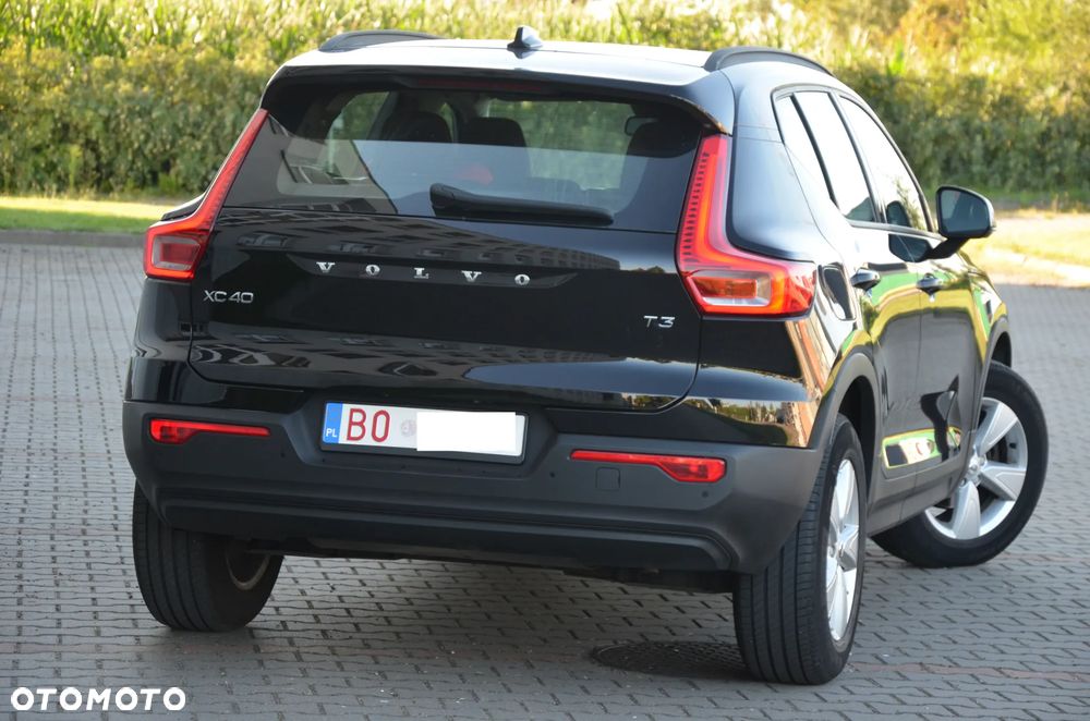 Volvo XC 40 T3 Momentum - 9