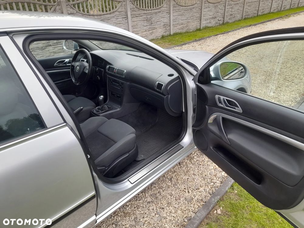 Skoda Superb ver-1-9-tdi-elegance - 19