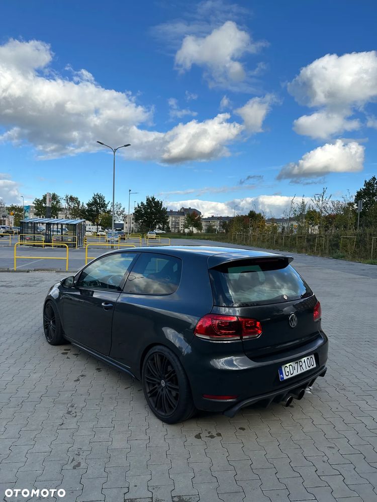 Volkswagen Golf - 5