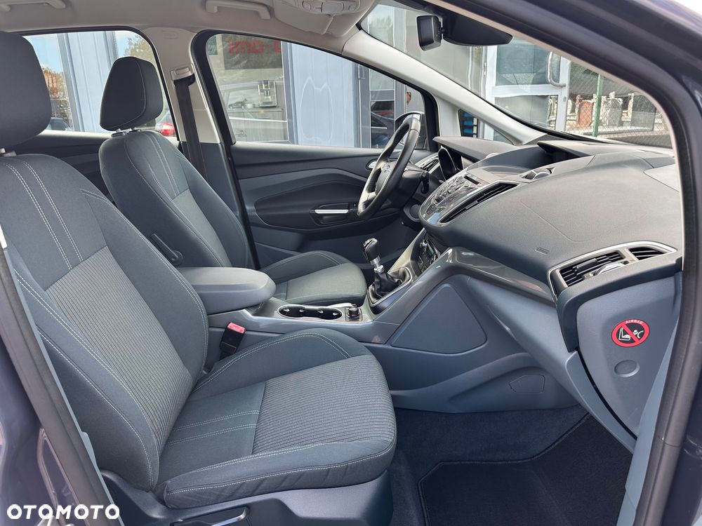 Ford C-MAX - 13