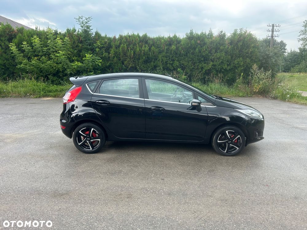 Ford Fiesta 1.0 Celebration - 12
