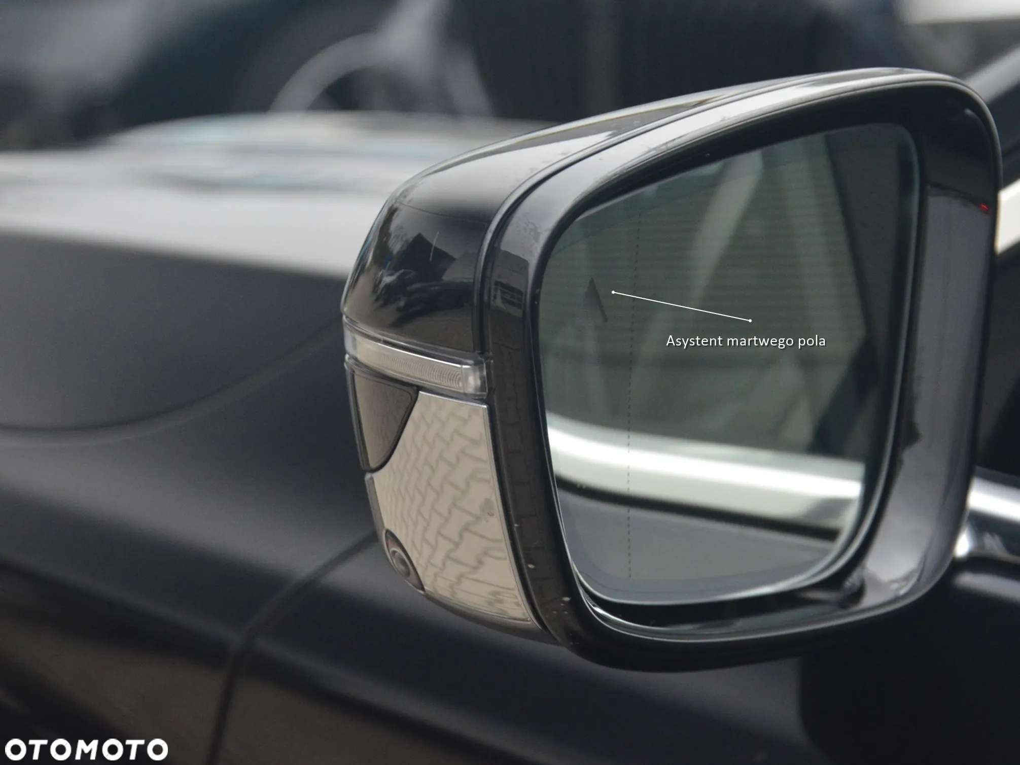 BMW Seria 7 750i xDrive - 13