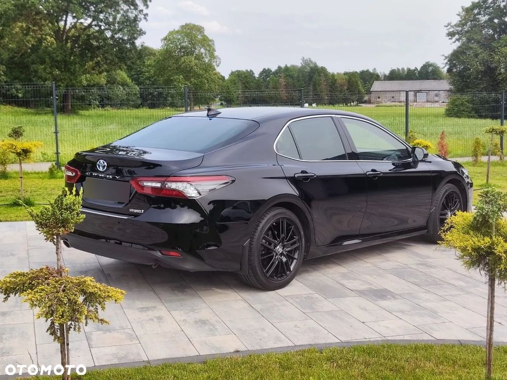 Toyota Camry 2.5 Hybrid Executive CVT - 3
