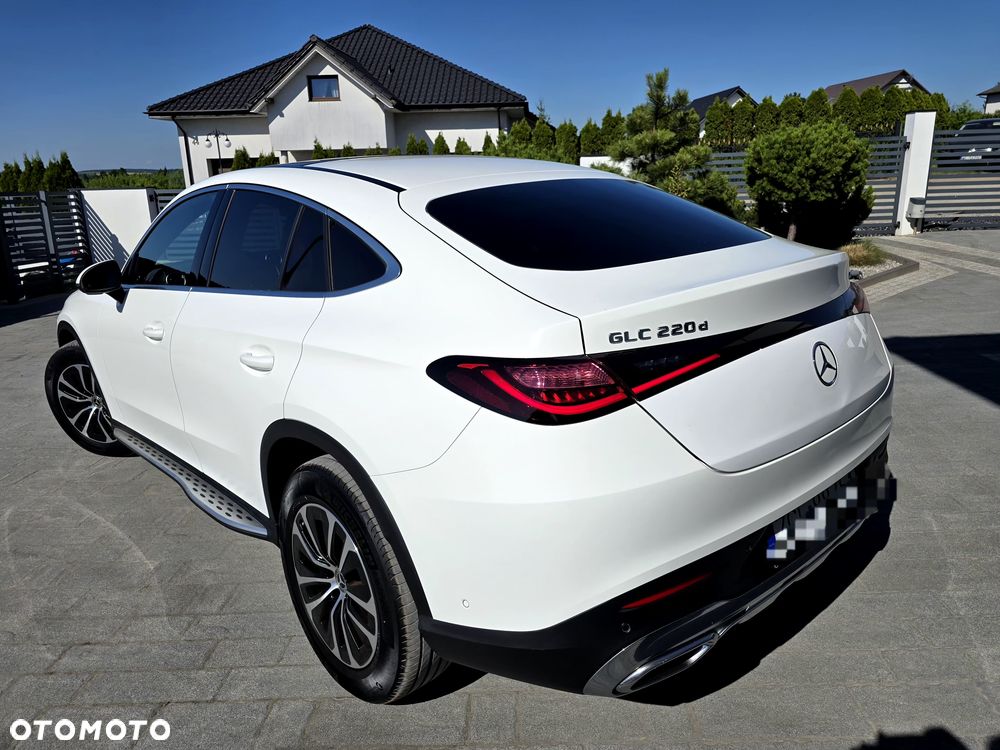 Mercedes-Benz GLC - 29